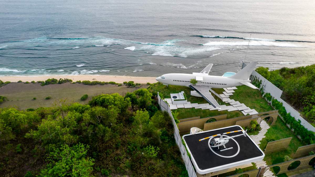 Private Jet Villa (Uluwatu)